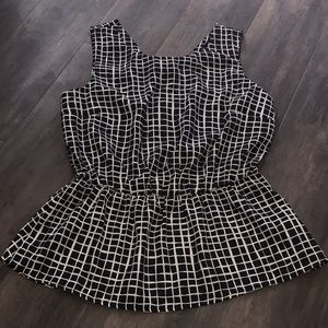 GAP black and white check top.